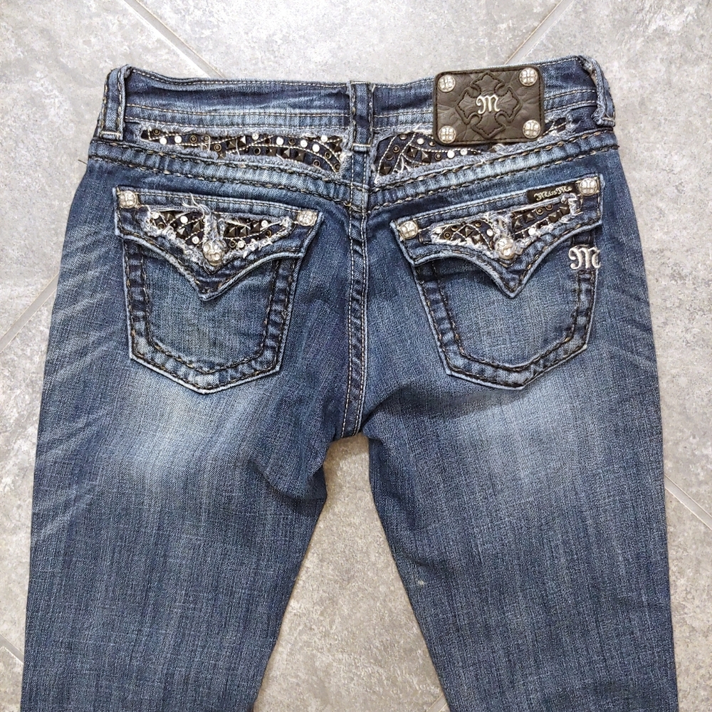 Miss Me Jeans Sz. 28 Boot Inseam 31, crystals